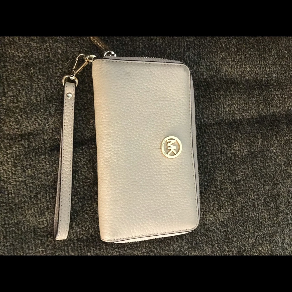 Michael Kors wallet/wristlet
